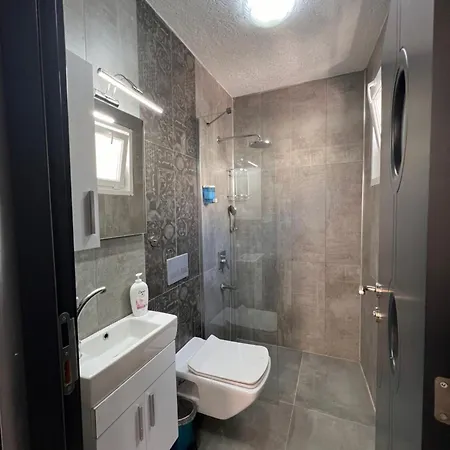 Galata Hotel *